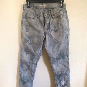 Levis Gray Pattern Jean